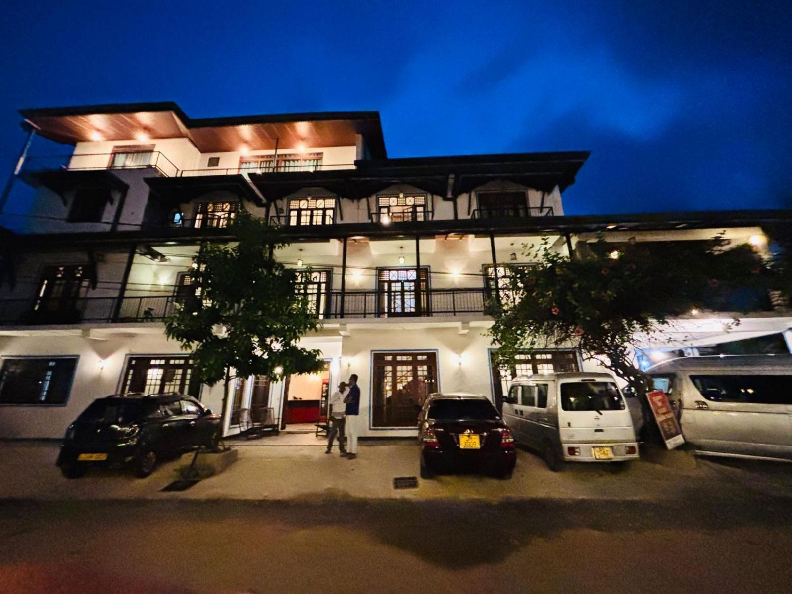 Shadow Inn Ела Екстериор снимка